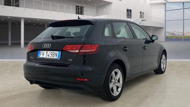 AUDI A3 Sportback 1.6 tdi Business 110cv Immagine 2