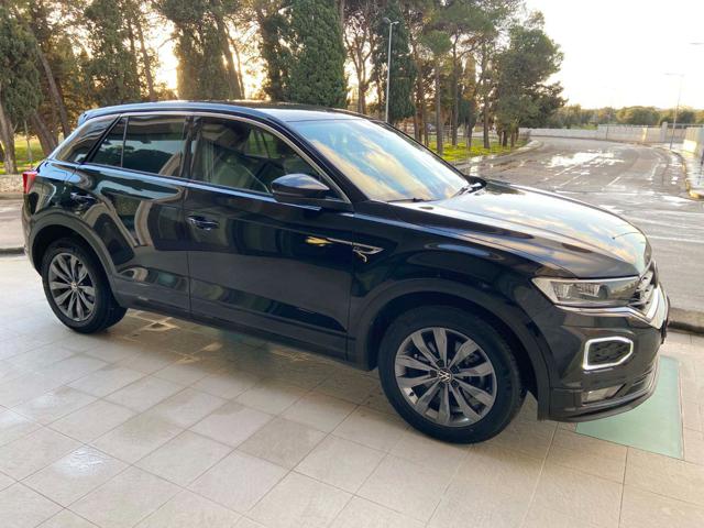 VOLKSWAGEN T-Roc 2.0 TDI SCR 150 CV DSG R-Line Immagine 2