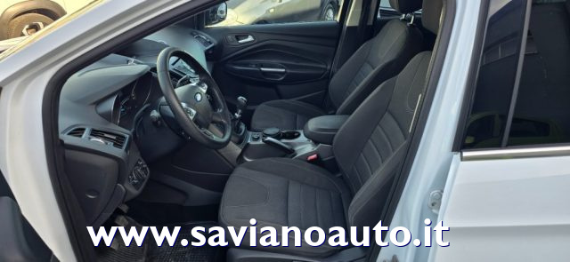 FORD Kuga 2.0 TDCI 140 CV 2WD Titanium Immagine 4