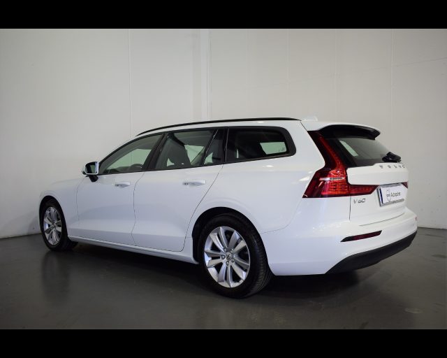 VOLVO V60 D3 GEARTRONIC BUSINESS PLUS Immagine 1