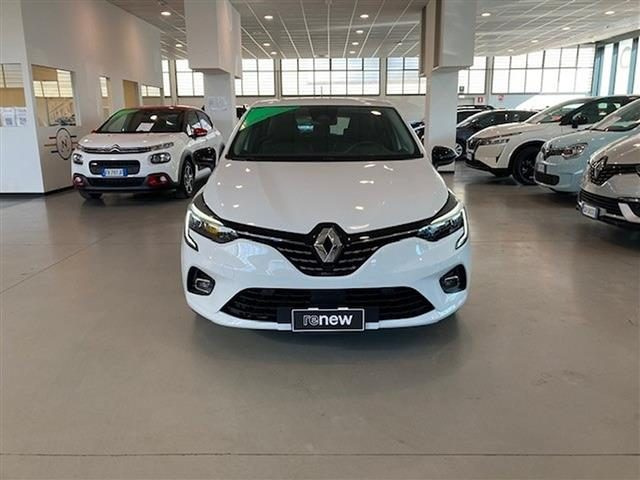 RENAULT Clio 1.6 E Tech hybrid Intens 140cv auto my21 Immagine 1