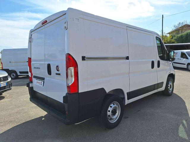 FIAT Ducato 30 2.3 MJT 120CV PC-TN Furgone Immagine 3