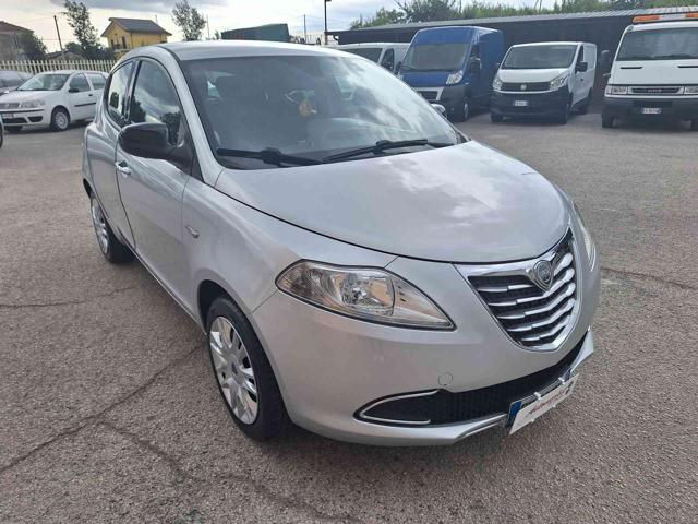 LANCIA Ypsilon 1.2 69 CV 5 porte Gold *GPL* Immagine 2