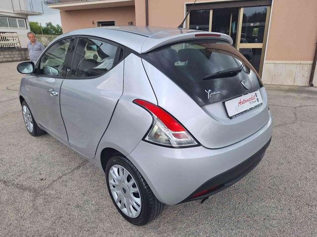 LANCIA Ypsilon 1.2 69 CV 5 porte Gold *GPL* Immagine 3