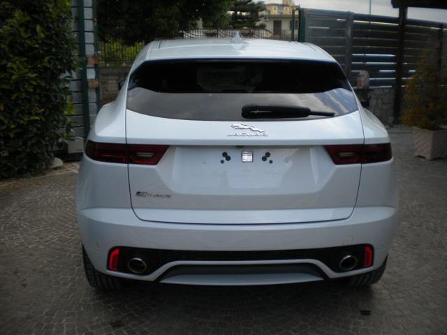 JAGUAR E-Pace 2.0D 180 CV AWD aut. R-Dynamic HSE Immagine 4