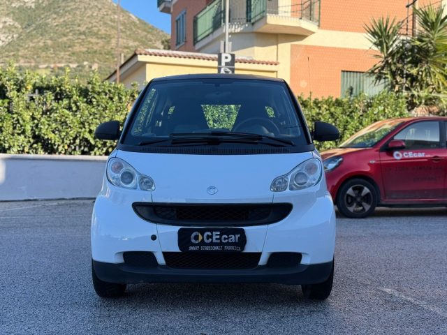 SMART ForTwo 61CV WHITE LIMITED PER NEOPATENTATI SOLO KM.57.366 Immagine 3