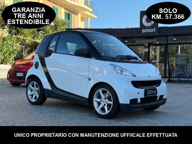 SMART ForTwo 61CV WHITE LIMITED PER NEOPATENTATI SOLO KM.57.366 Immagine 0