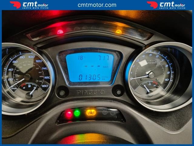 PIAGGIO MP3 Garantito e Finanziabile Immagine 4