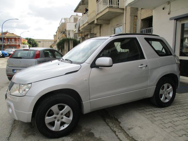 SUZUKI Grand Vitara 1.9 DDiS 3 porte Immagine 2