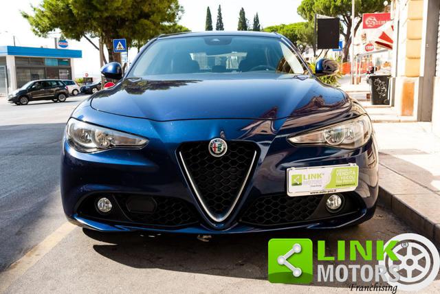 ALFA ROMEO Giulia 2.2 Turbodiesel 150 CV AT8 Business Immagine 1