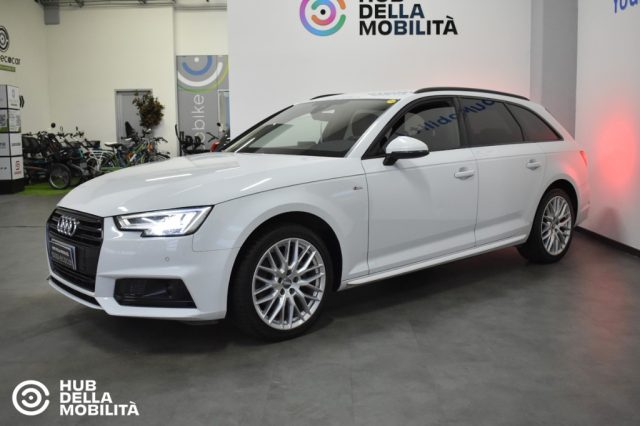 AUDI A4 Avant 2.0 TFSI S tronic g-tron S line edition Immagine 2