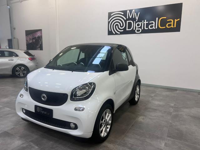 SMART ForTwo 70 1.0 twinamic Youngster Immagine 4