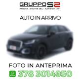 AUDI Q2 35 TFSI S tronic Identity Black