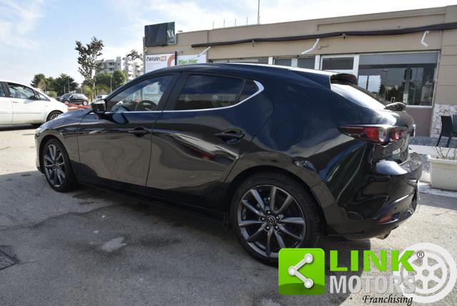 MAZDA 3 2.0L Skyactiv-G M-Hybrid Exceed Immagine 4