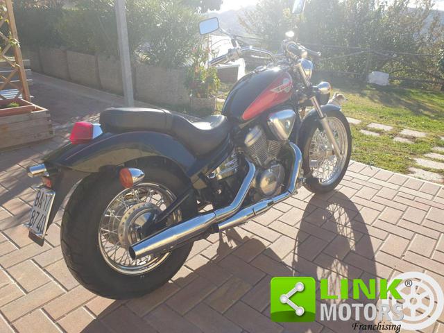 HONDA VT 600 C Shadow Immagine 3