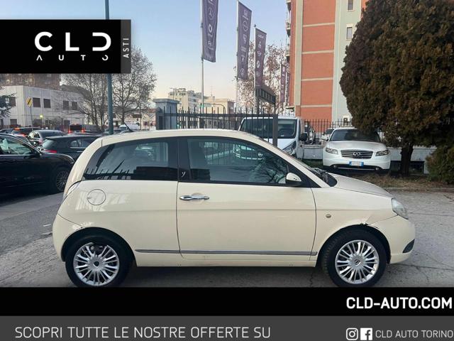 LANCIA Ypsilon 1.2 Argento Immagine 0