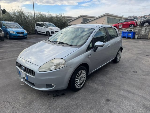 FIAT Grande Punto 1.3 MJT 75 CV 5 porte Active Immagine 0