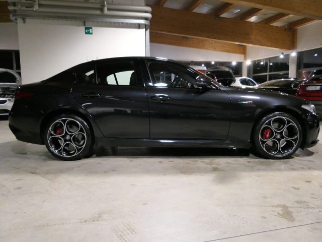 ALFA ROMEO Giulia 2.2 Turbodiesel 210 CV AT8 AWD Q4 Veloce Immagine 2