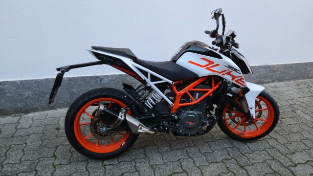 KTM 390 Duke EURO 4 ABS Immagine 2