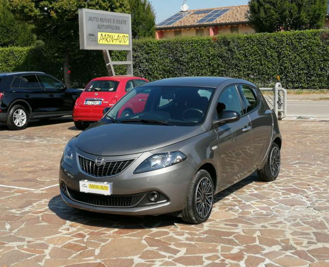 LANCIA Ypsilon 1.0 FireFly 5 porte S&S Hybrid Gold Immagine 0