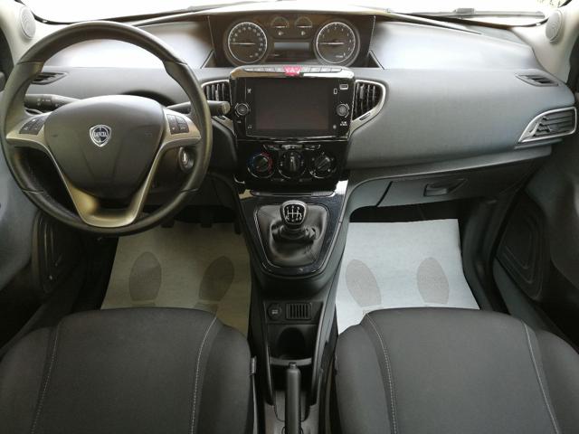 LANCIA Ypsilon 1.0 FireFly 5 porte S&S Hybrid Gold Immagine 3