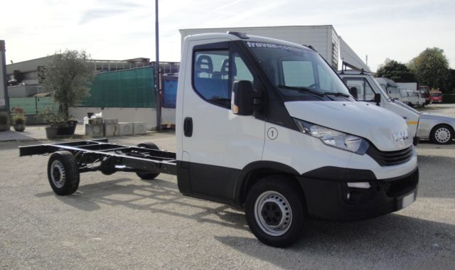 IVECO 35S16  cassone da 4.90 a richiesta Immagine 1