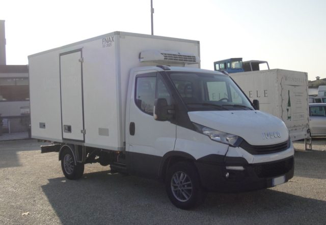 IVECO 35S18  3.0 Isotermico con frigo Immagine 1