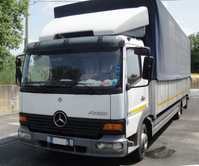 MERCEDES-BENZ Atego  818 Immagine 2