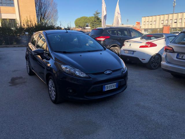 FORD Fiesta + 1.4 TDCi 70CV 5 porte Immagine 0