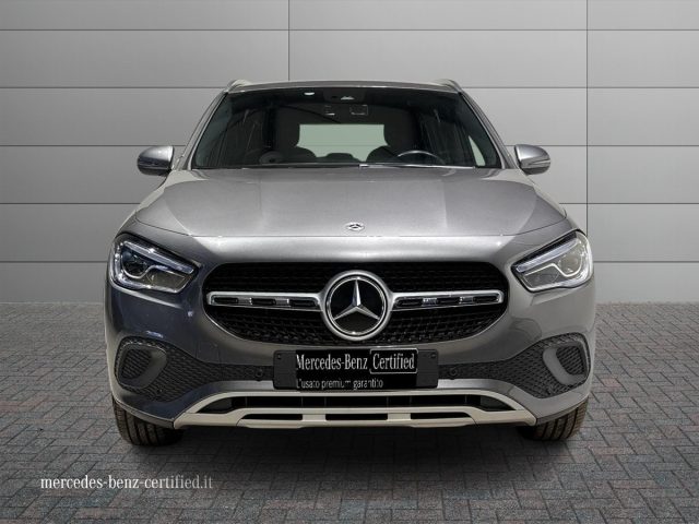 MERCEDES-BENZ GLA 250 e Plug-in hybrid Auto Business Extra Navi Immagine 2