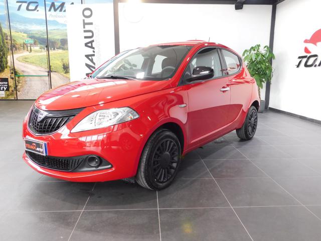 LANCIA Ypsilon 1.0 FireFly 5 porte S&S Hybrid ADATTA A NEO PAT. Immagine 0