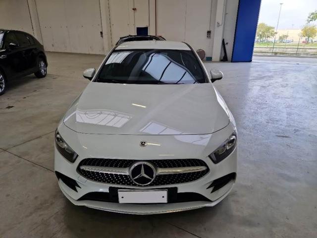 MERCEDES-BENZ A 220 d Automatic Premium AMG Immagine 2