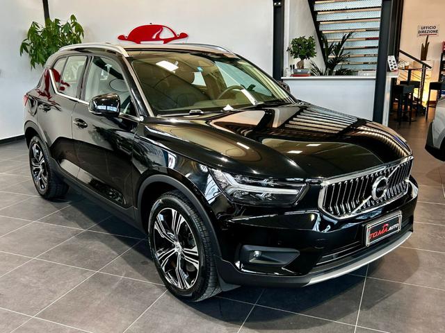 VOLVO XC40 T5 Recharge Plug-in Hybrid Inscription Immagine 3