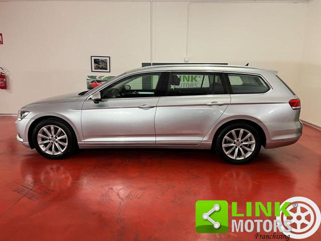 VOLKSWAGEN Passat Variant 1.6 TDI DSG Comfortline BlueMotion Tech. Immagine 2