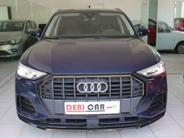 AUDI Q3 S-TRONIC Immagine 1