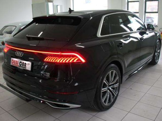 AUDI Q8 Matrix-50-TDI S-LINE UFFICIALE ITALIANA Immagine 3