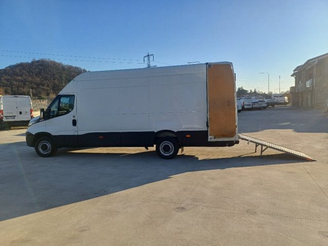 IVECO Daily 35s14 CON PEDANA Immagine 0