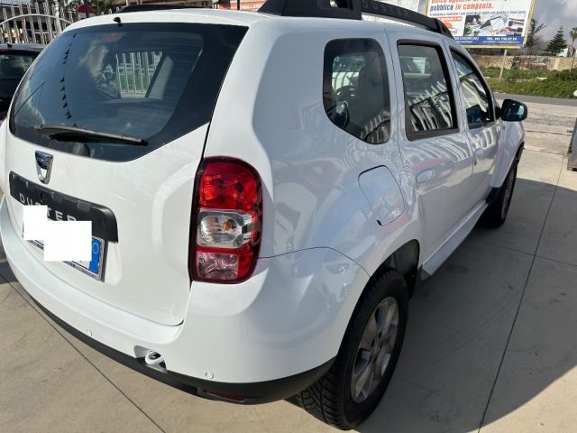 DACIA Duster 1.5 dCi 110CV Lauréate E6 NAVIGATORE Immagine 3