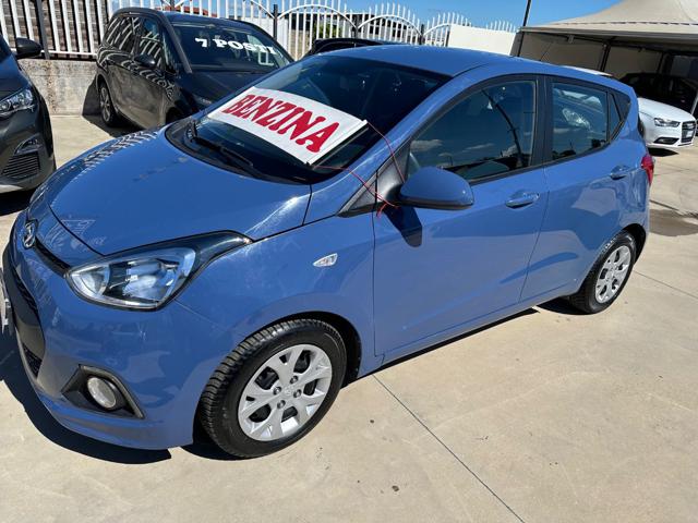 HYUNDAI i10 1.0 MPI Sound Edition EURO 6 Immagine 2