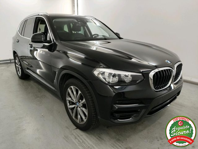 BMW X3 sDrive18d Business Advantage Immagine 1