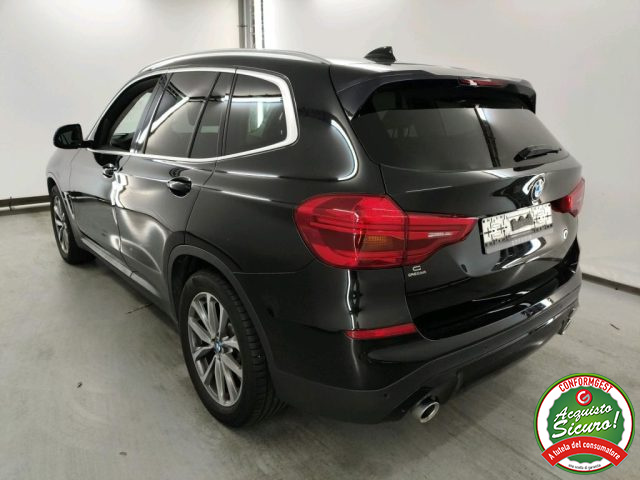 BMW X3 sDrive18d Business Advantage Immagine 2