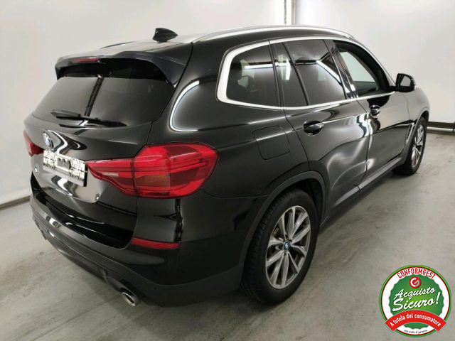 BMW X3 sDrive18d Business Advantage Immagine 3