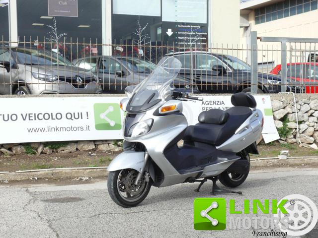 SUZUKI Burgman 650 Executive Immagine 2