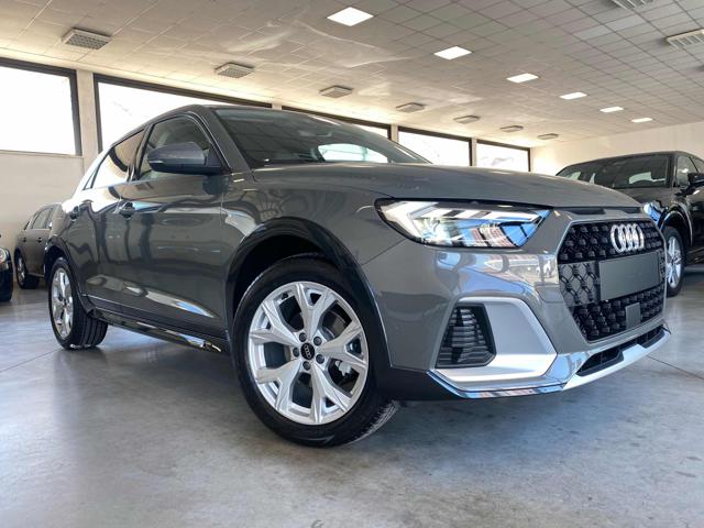 AUDI A1 allstreet 25 TFSI Full LED Sedili Sportivi Immagine 1