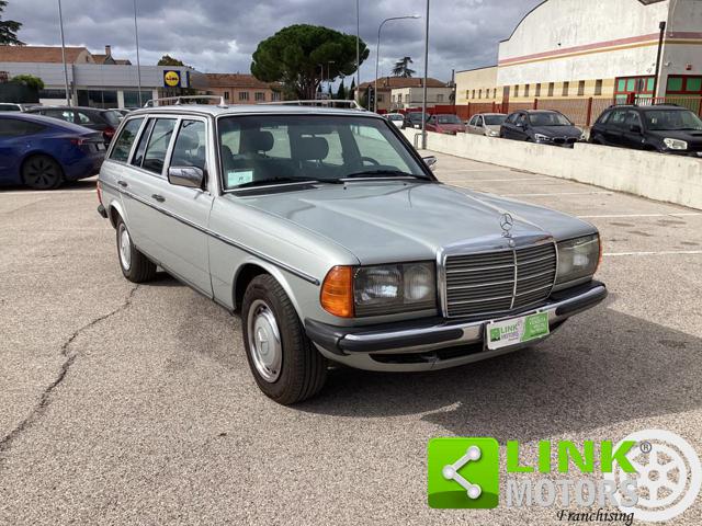 MERCEDES-BENZ 200 T Station Wagon, omologata ASI Immagine 2