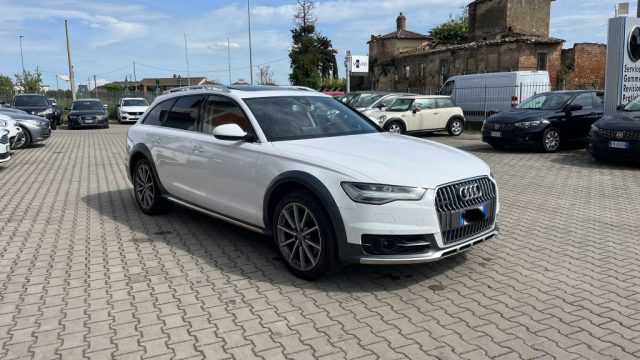 AUDI A6 allroad 3.0 TDI 218 CV S tronic Business Plus Immagine 2