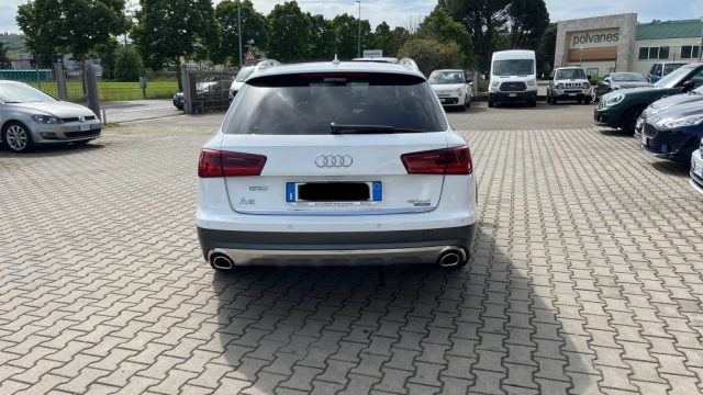 AUDI A6 allroad 3.0 TDI 218 CV S tronic Business Plus Immagine 4