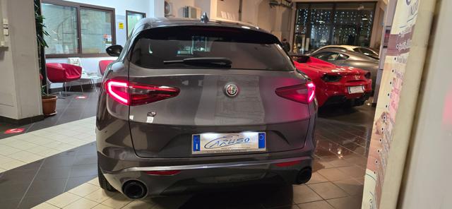 ALFA ROMEO Stelvio 2.2 MJ 210 CV AT8 Q4 Veloce*GARANZIA ALFA 2 ANNI* Immagine 2