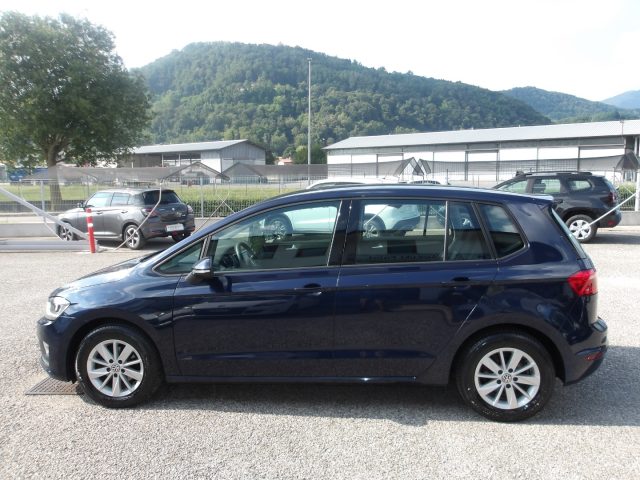 VOLKSWAGEN Golf Sportsvan 1.2 TSI 110CV Comfortline BMT GANCIO TRAINO Immagine 2