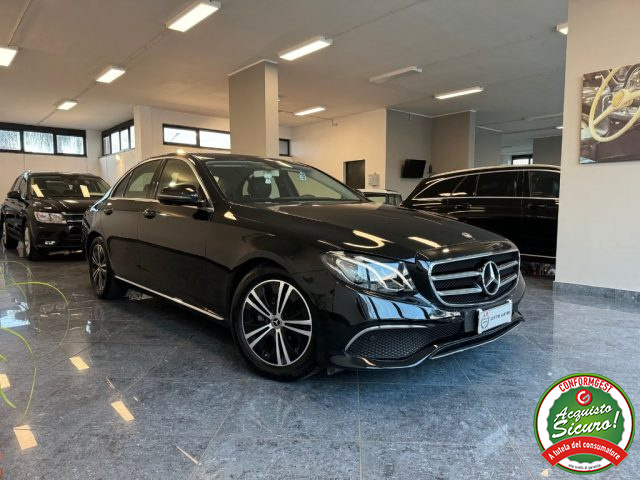 MERCEDES-BENZ E 200 d Auto Business Sport Berlina Stupenda Italiana Immagine 3